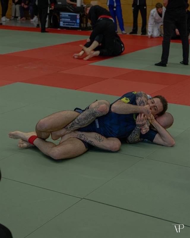 Aufgabegriff beim Grappling-Wettkampf